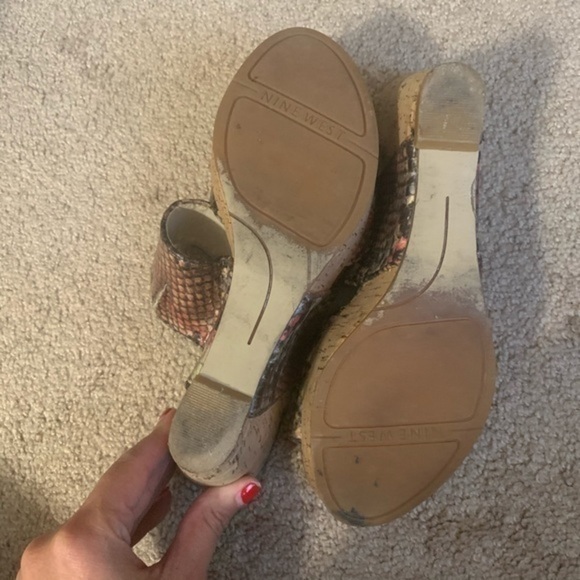 Nine West SnakeSkin Multicolored Wedges 8.5 - Picture 5 of 8